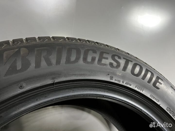 Bridgestone Alenza 001 235/55 R19