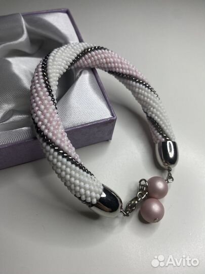 Браслет из бисера