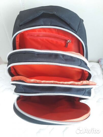 Школьный рюкзак