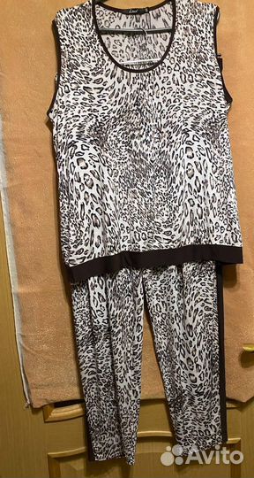 Брючный костюм женский