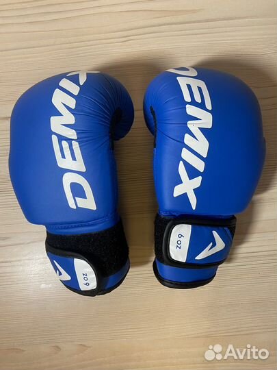 Боксерские перчатки