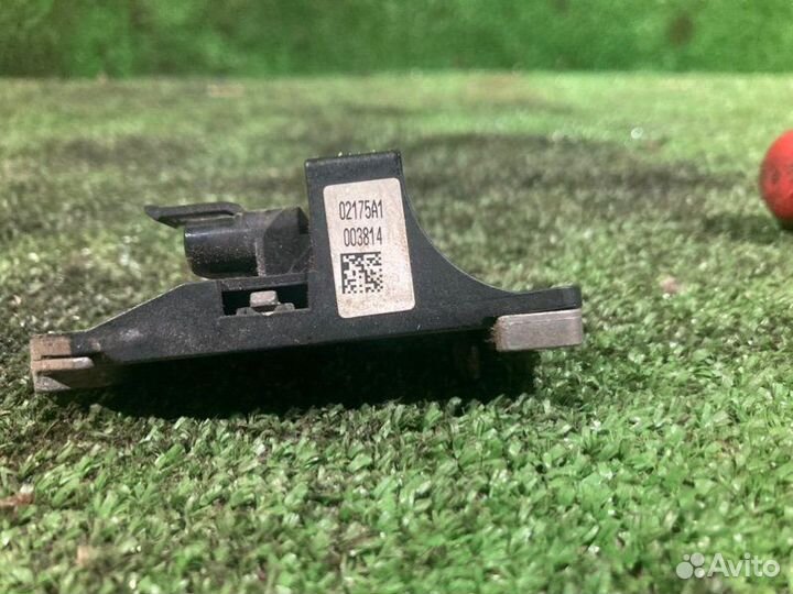 Датчик подушки безопасности Renault Megane BA