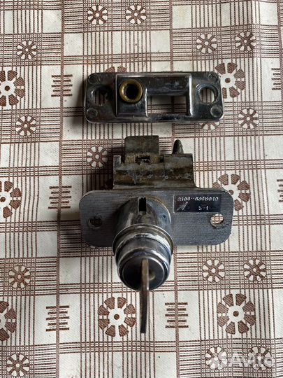 Замок багажника ваз 2109