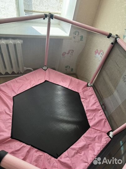 Детский батут с сеткой