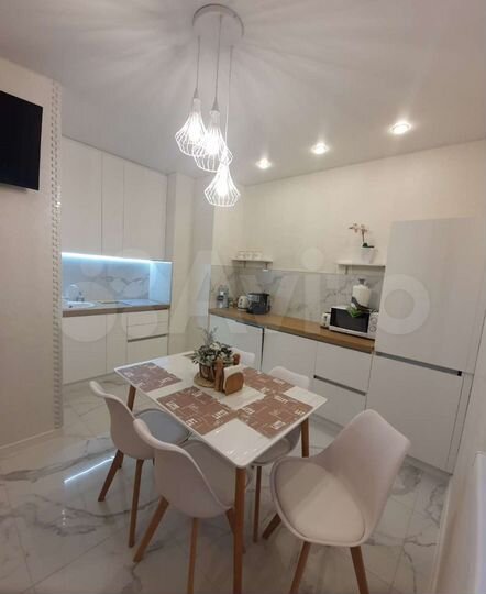 2-к. квартира, 70 м², 1/2 эт.