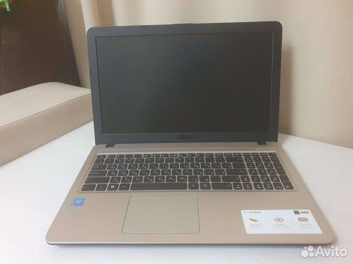 Ноутбук asus