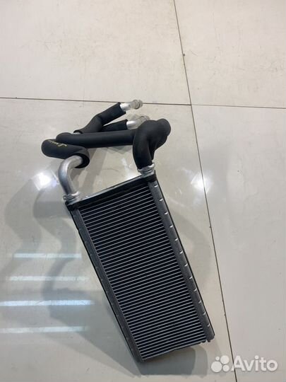 Радиатор отопителя (Jaguar XE)