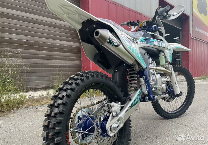 Мотоцикл motoland (мотоленд) X3 300W PRO (174MN-3)