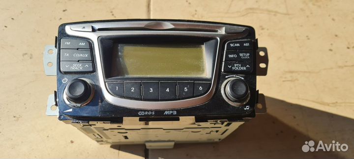 Магнитола Hyundai Solaris 1