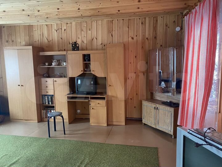 Дом 200 м² на участке 12 сот.