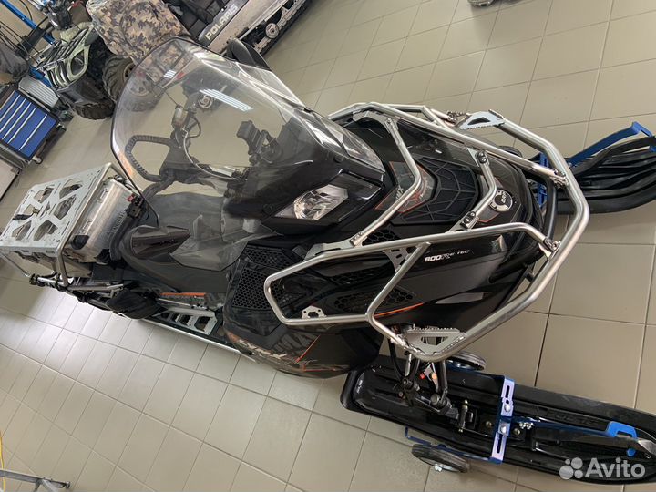 BRP Lynx Commander 800R E-TEC
