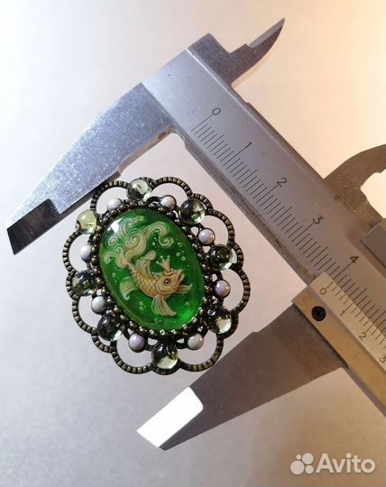 Брошь ручной работы