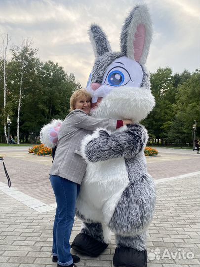 Поздравление ростовой куклой