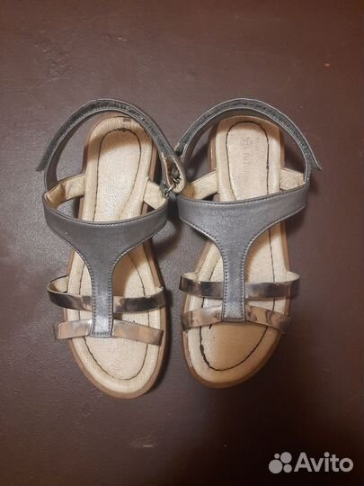 Босоножки для девочки