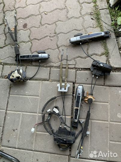 Замок двери Ниссан Тиана J31