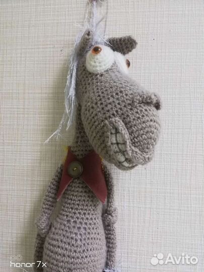 Мягкая вязаная игрушка обезьяна и конь Юлий