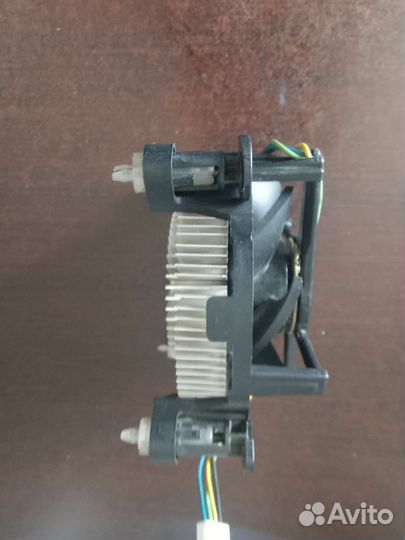 Кулер процеccорный intel