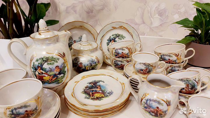 Чайно кофейный сервиз дулево +6 тарелок мадонна