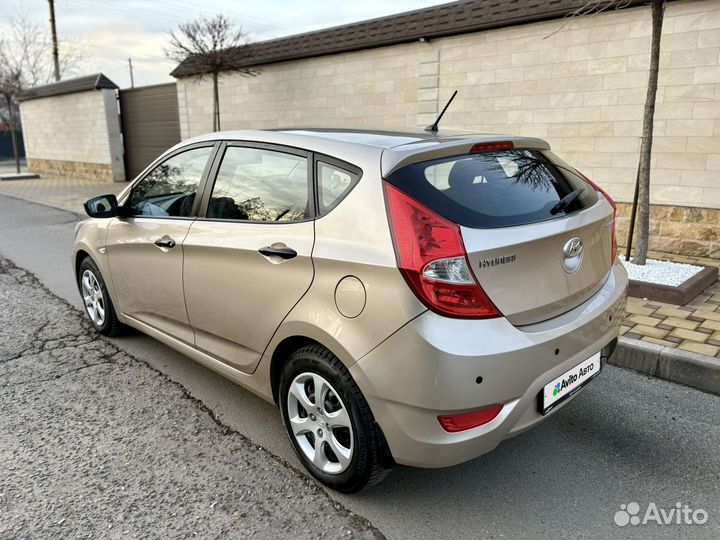 Hyundai Solaris 1.4 AT, 2013, 147 300 км