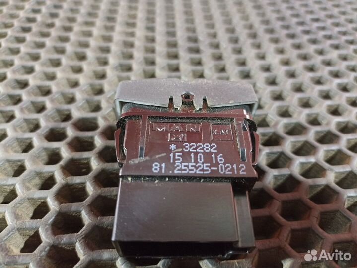 Кнопка многофункциональная Man TGS, Man TGX