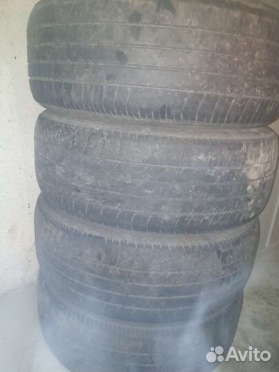 Yokohama dB Decibel E70 215/55 R17 90