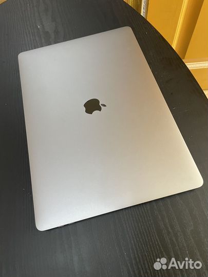 MacBook Pro 16 2019