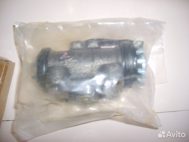 Рабочий тормозной цилиндр Isuzu Elf