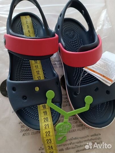 Crocs J1 новые сандалии