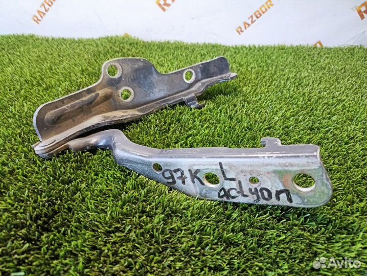 Петля капота передняя левая Ssangyong Actyon