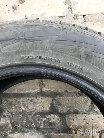 Goodyear UltraGrip Performance SUV Gen-1 235/60 R18