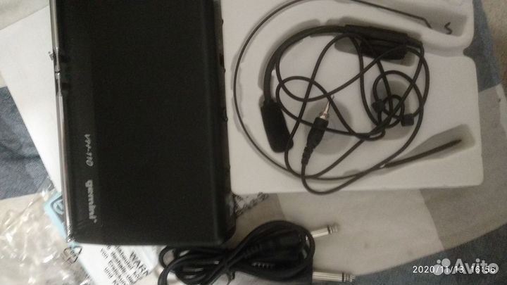 Микрофон беспроводной Gemini VH110h