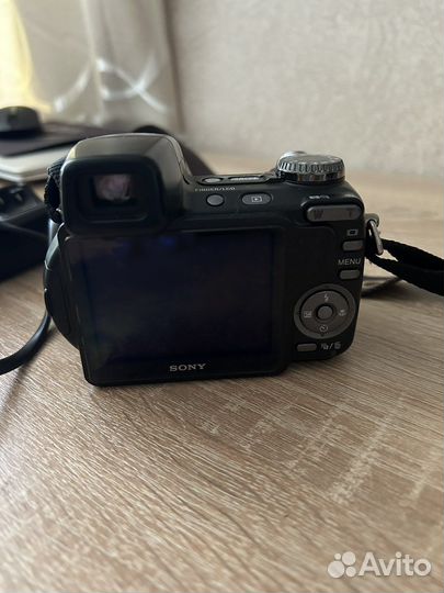 Зеркальный фотоаппарат sony