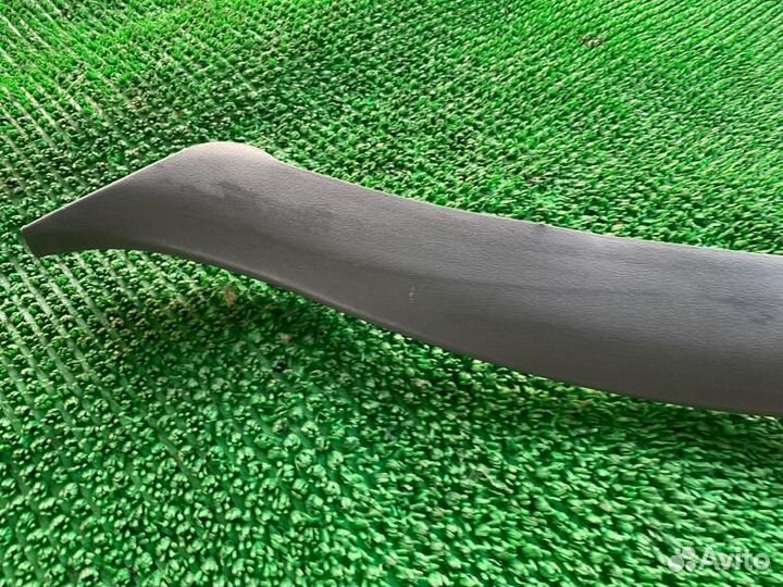 Обшивка стойки лев. Toyota Land Cruiser