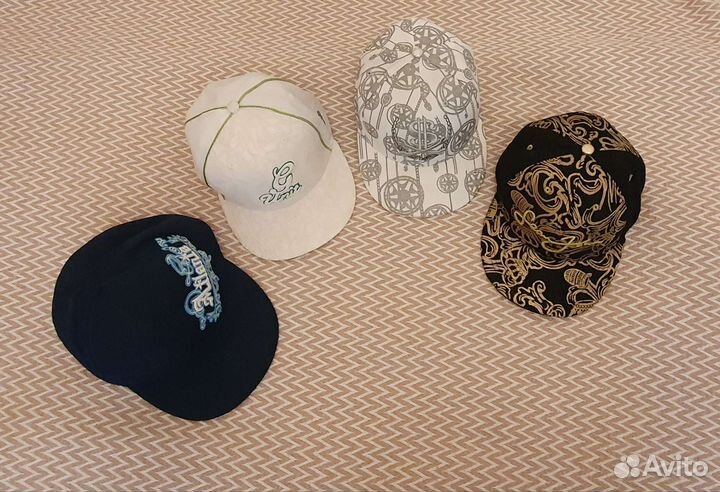 Бейсболки 4 штуки за 500