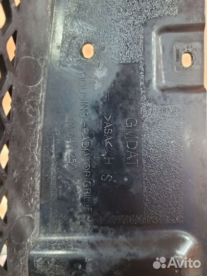 Решетка радиатора Лачетти