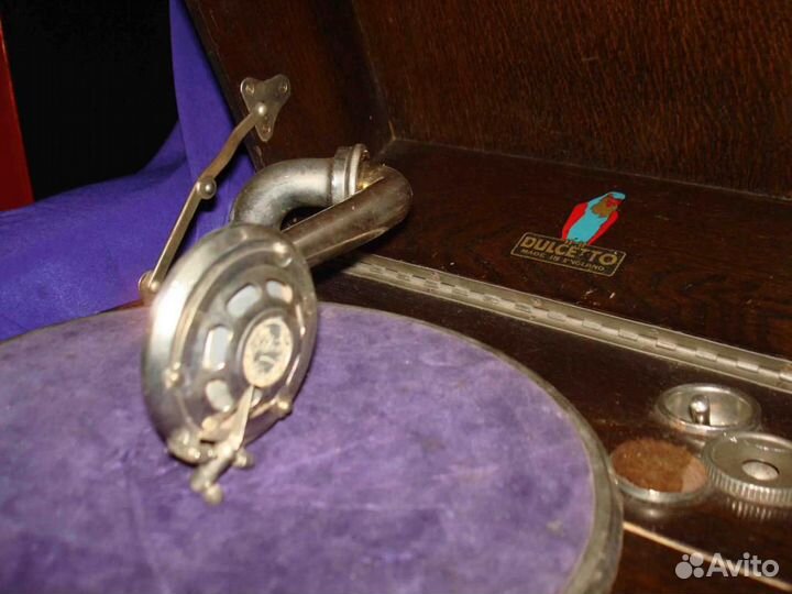 Старинный граммофон патефон Dulcetto 30-е годы дуб