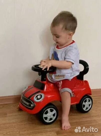 Машина каталка новая