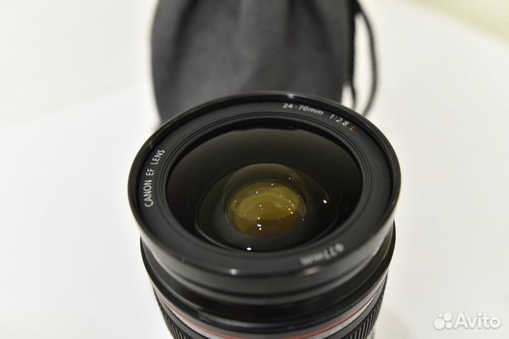 Canon 24-70mm f/2.8L USM