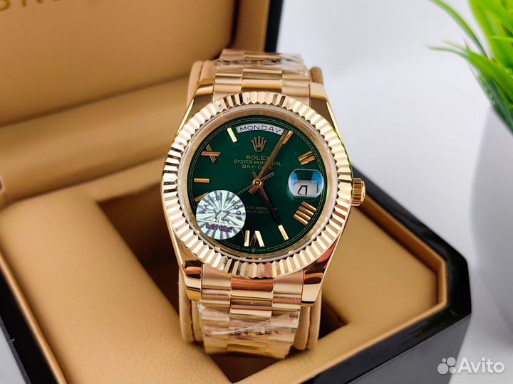 Часы Rolex day date 40mm green gold