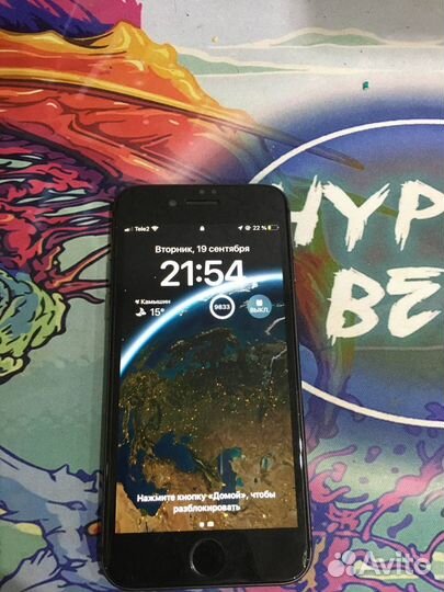 Телефон iPhone 8 64 gb