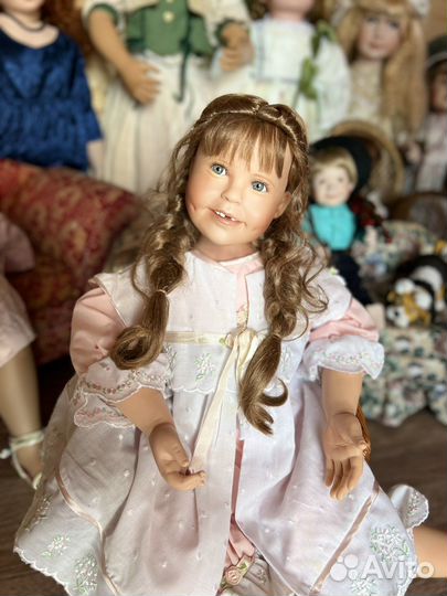 Кукла виниловая