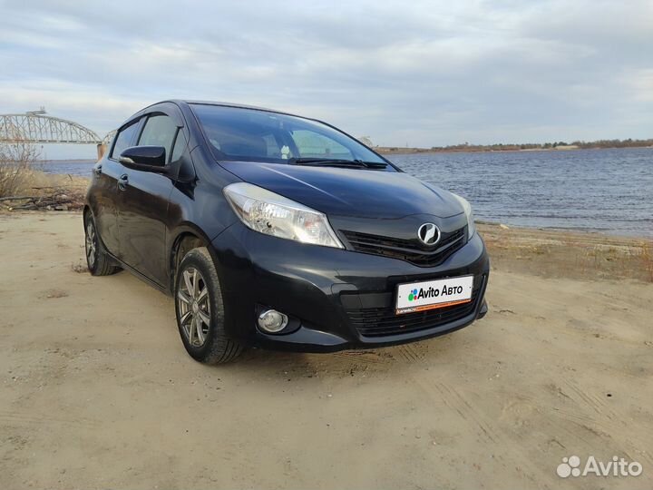 Toyota Vitz 1.0 CVT, 2014, 148 000 км