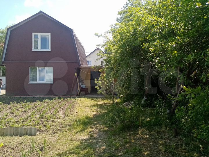 Дом 64 м² на участке 6,8 сот.