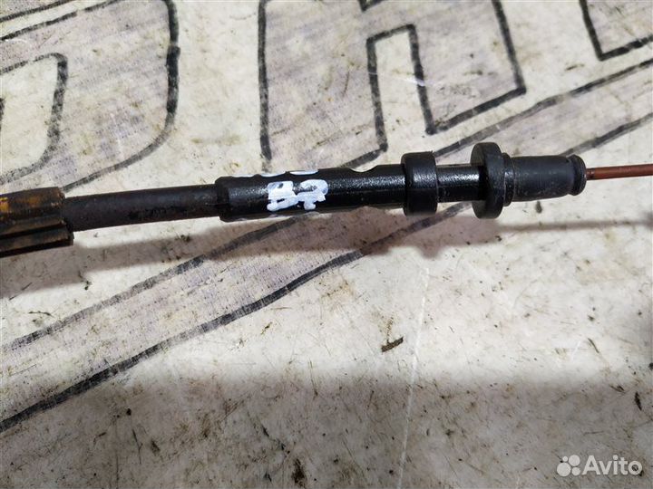 Трос открывания двери задний Volkswagen Passat B7