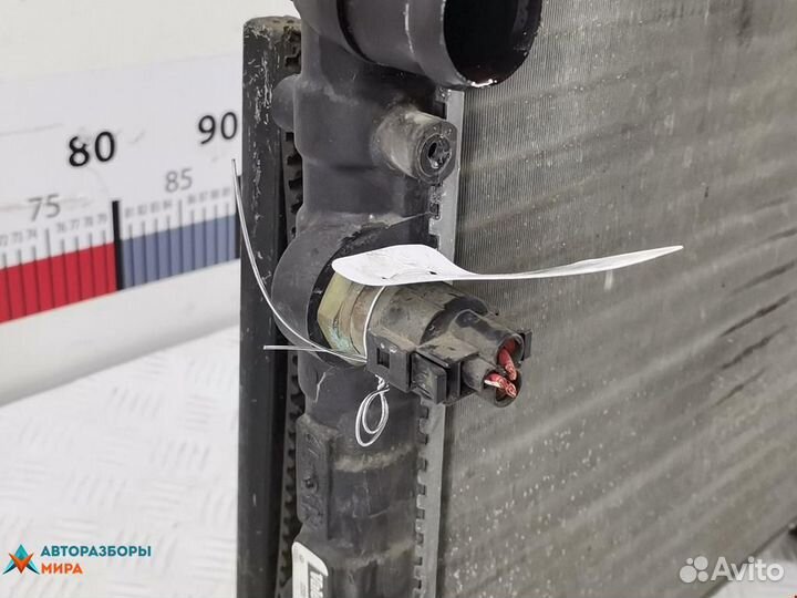 Радиатор (основной) Volkswagen Polo 3 2000