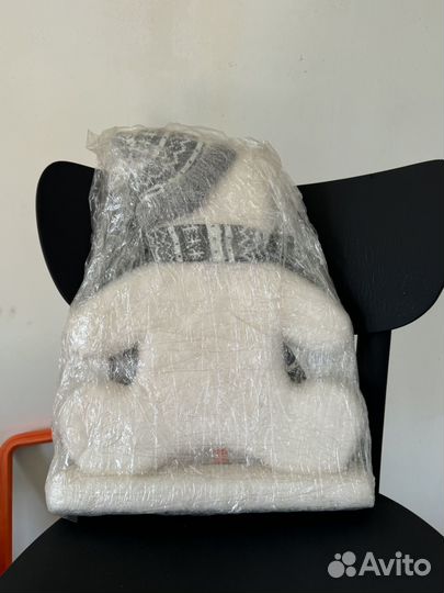 Медведь новогодний