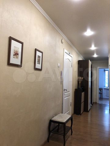 4-к. квартира, 74 м², 1/9 эт.