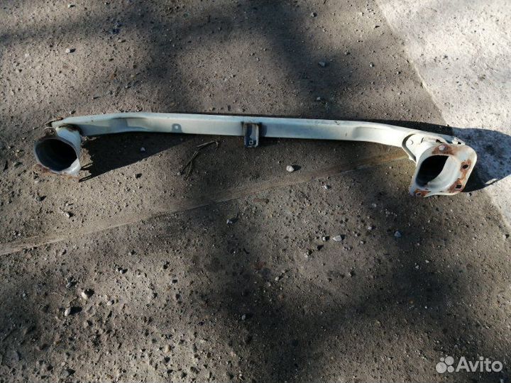 Усилитель бампера передний Nissan March K12