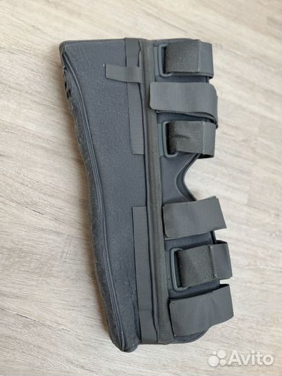 Ортез (тутор) на коленный сустав