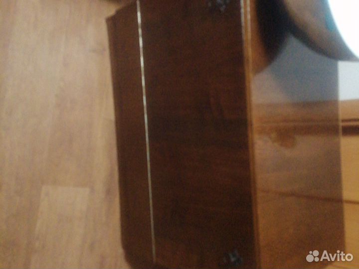 Бельевая тумбочка